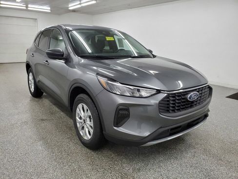 New 2026 Ford Escape Active w/ Cold Weather Package image 3