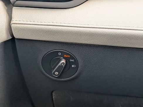 New 2026 Volkswagen Taos S image 22