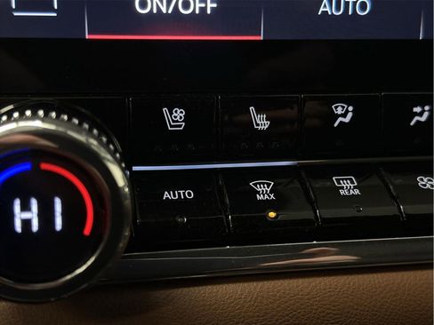 Certified 2024 GMC Canyon AT4 w/ AT4 Premium Package image 43