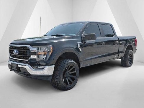 Used 2023 Ford F150 XLT w/ Trailer Tow Package AWD/4WD image 3