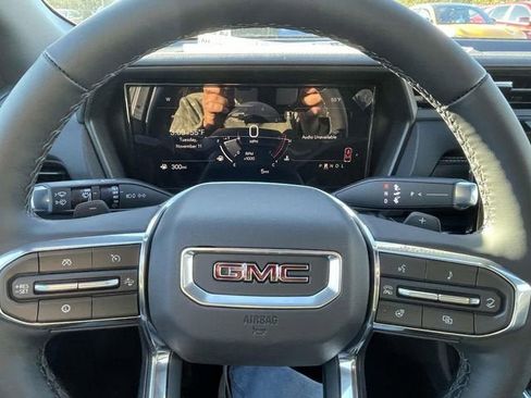 New 2026 GMC Terrain Elevation w/ Elevation Premium Package image 17