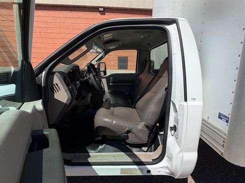 Used 2009 Ford F350 XLT RWD image 17