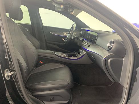 Used 2021 Mercedes-Benz E 350 Sedan w/ Premium Package image 43