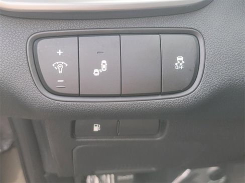 Used 2019 Kia Sorento LX w/ LX Convenience Package image 30