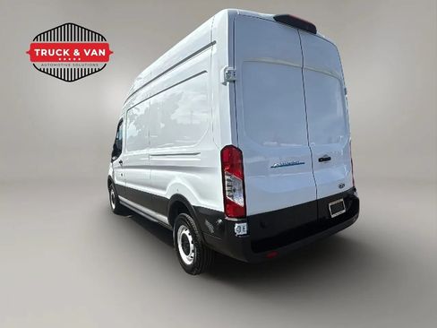 Used 2022 Ford E-Transit 148 High Roof w/ Load Area Protection Package RWD image 3