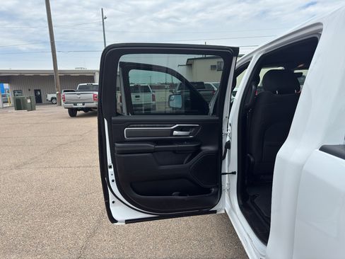 Used 2023 RAM 1500 Big Horn w/ Trailer Tow Group image 14