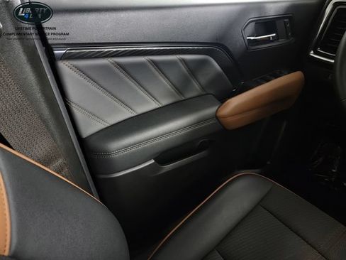 Used 2024 GMC Canyon AT4 w/ Canyon Safety Plus Package AWD/4WD image 31