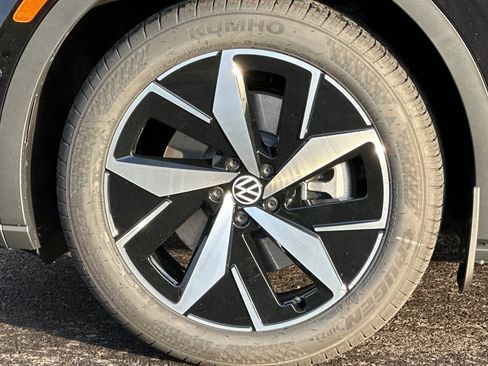 New 2026 Volkswagen ID.4 Pro S AWD/4WD image 24