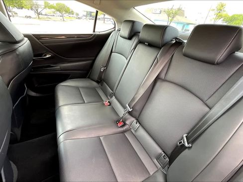 Used 2020 Lexus ES 350 w/ Accessory Package 2 image 29