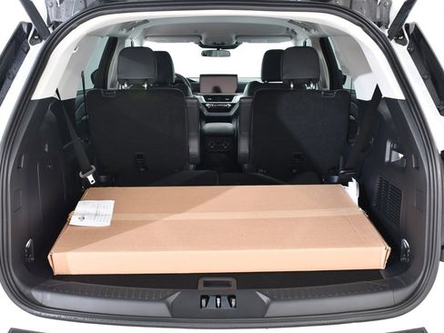 New 2026 Ford Explorer Active w/ Active Comfort Package image 22