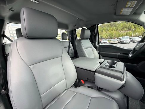 New 2025 Ford F250 XL w/ XL Chrome Package AWD/4WD image 30
