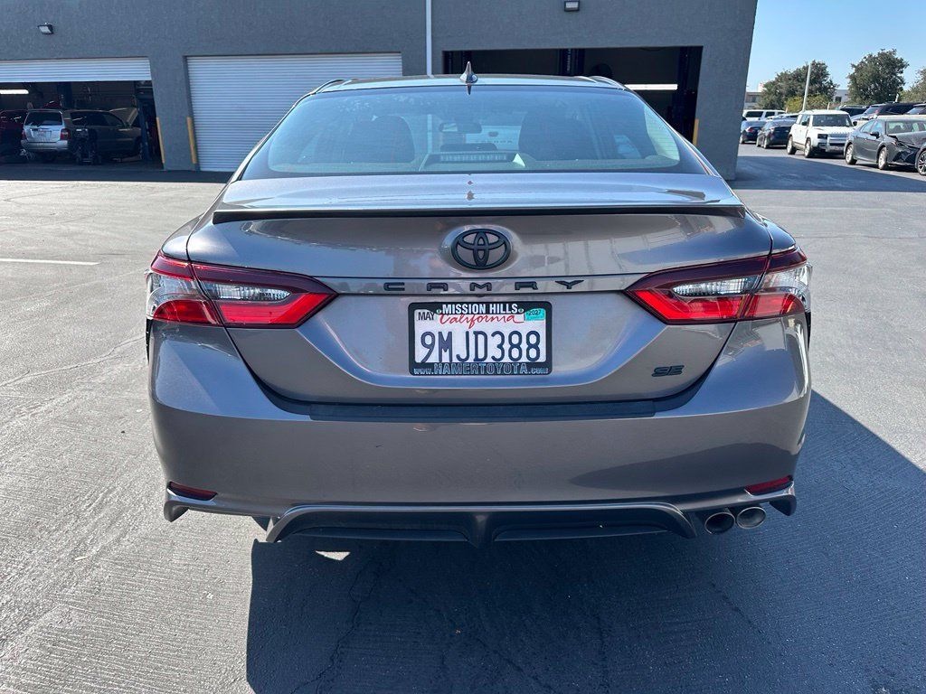 Certified 2024 Toyota Camry SE FWD image 3