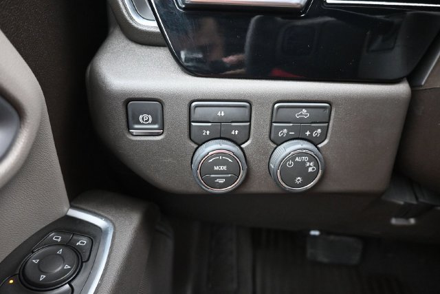 Used 2026 Chevrolet Silverado 2500 LT AWD/4WD image 12