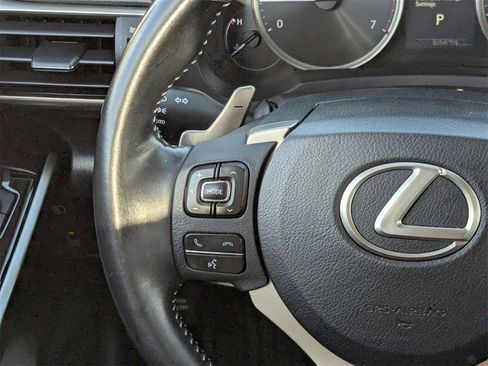 Used 2019 Lexus IS 300 image 16