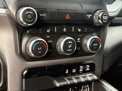 Used 2019 RAM 1500 Big Horn RWD image 14