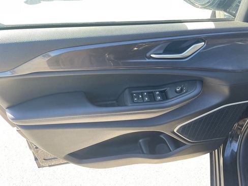 Used 2021 Jeep Grand Cherokee L Laredo image 12