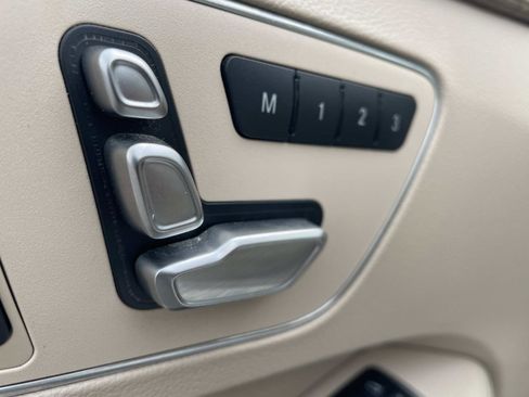 Used 2015 Mercedes-Benz E 350 Sedan image 15