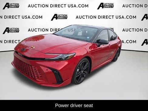 Used 2025 Toyota Camry XSE image 6