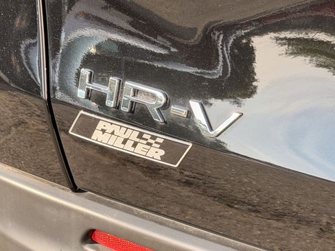 Used 2024 Honda HR-V LX image 27
