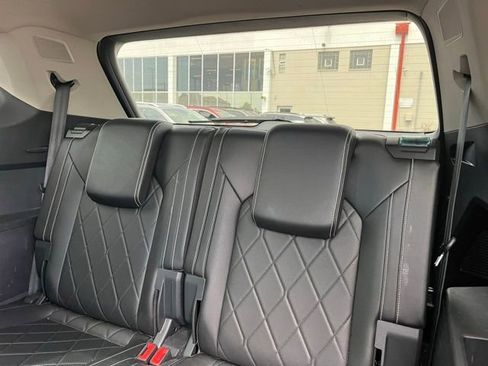 Used 2024 Volkswagen Atlas SEL Premium R-Line image 39