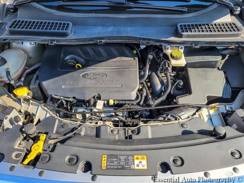 Used 2017 Ford Escape Titanium FWD image 35