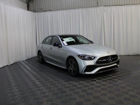 Used 2024 Mercedes-Benz C 300 4MATIC Sedan image 32