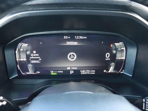 Used 2024 Mitsubishi Outlander 4WD Plug-In Hybrid image 30