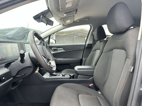 Certified 2024 Kia Sportage LX AWD/4WD image 13
