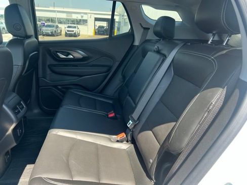 Used 2023 GMC Terrain SLT w/ LPO, Floor Liner Package AWD/4WD image 20