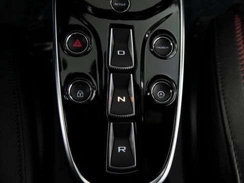 Used 2023 McLaren GT RWD image 25