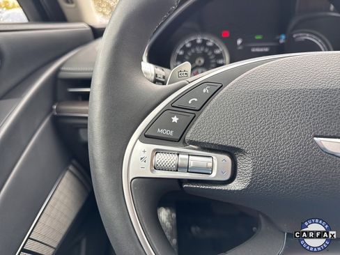 Used 2024 Genesis G80 image 33