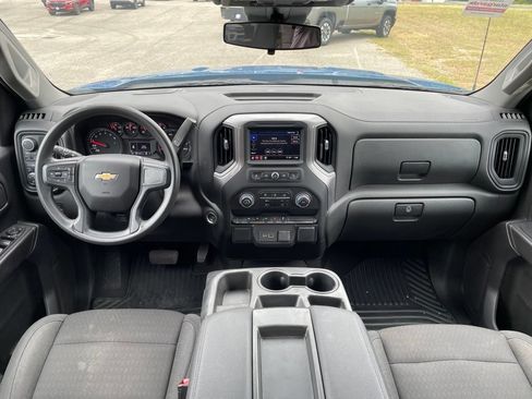 Used 2022 Chevrolet Silverado 1500 Custom AWD/4WD image 30