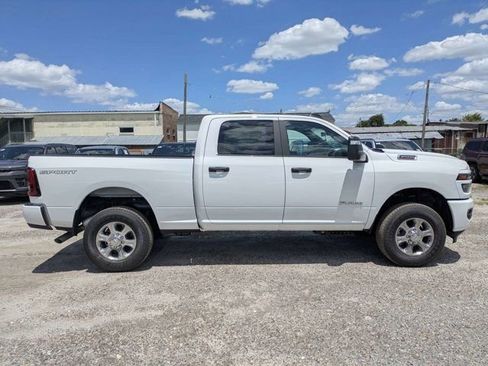 New 2026 RAM 2500 Big Horn AWD/4WD image 2