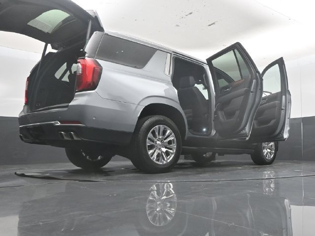 Used 2025 GMC Yukon Denali AWD/4WD image 61