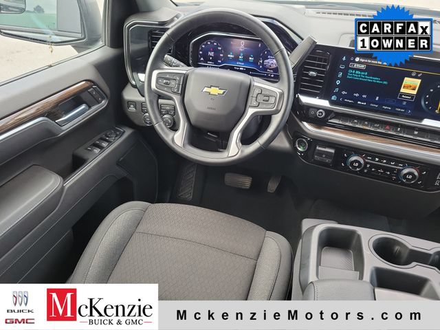 Used 2025 Chevrolet Silverado 1500 LT AWD/4WD image 23