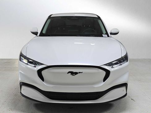 Used 2022 Ford Mustang Mach-E Select image 8