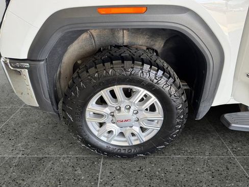 Used 2024 GMC Sierra 2500 SLE AWD/4WD image 24