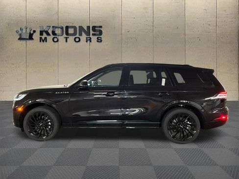 New 2026 Lincoln Aviator Reserve w/ Jet Appearance Package AWD/4WD image 4