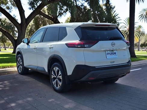 Used 2023 Nissan Rogue SV FWD image 7