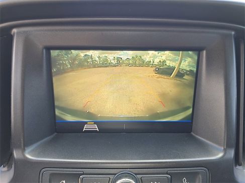 Used 2021 Chevrolet Colorado W/T image 18