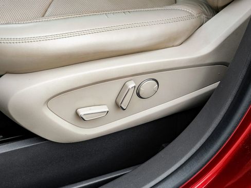 Used 2019 Lincoln Nautilus Reserve image 34