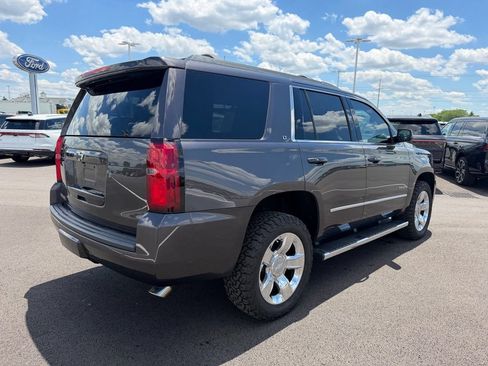 Used 2017 Chevrolet Tahoe LT w/ LT Signature Package AWD/4WD image 5