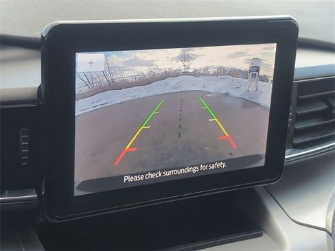 Used 2021 Ford Explorer XLT w/ Equipment Group 202A image 19