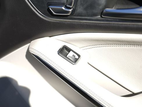 Used 2018 Mercedes-Benz CLA 250 4MATIC image 52