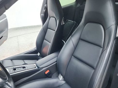 Used 2014 Porsche 911 Carrera S image 20