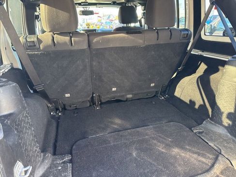 Used 2017 Jeep Wrangler Unlimited Sport w/ Quick Order Package 24S image 10