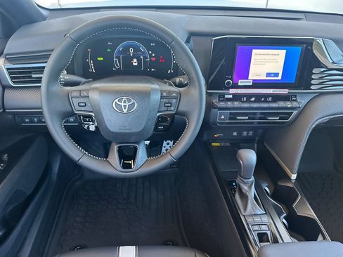 New 2026 Toyota Camry SE FWD image 17