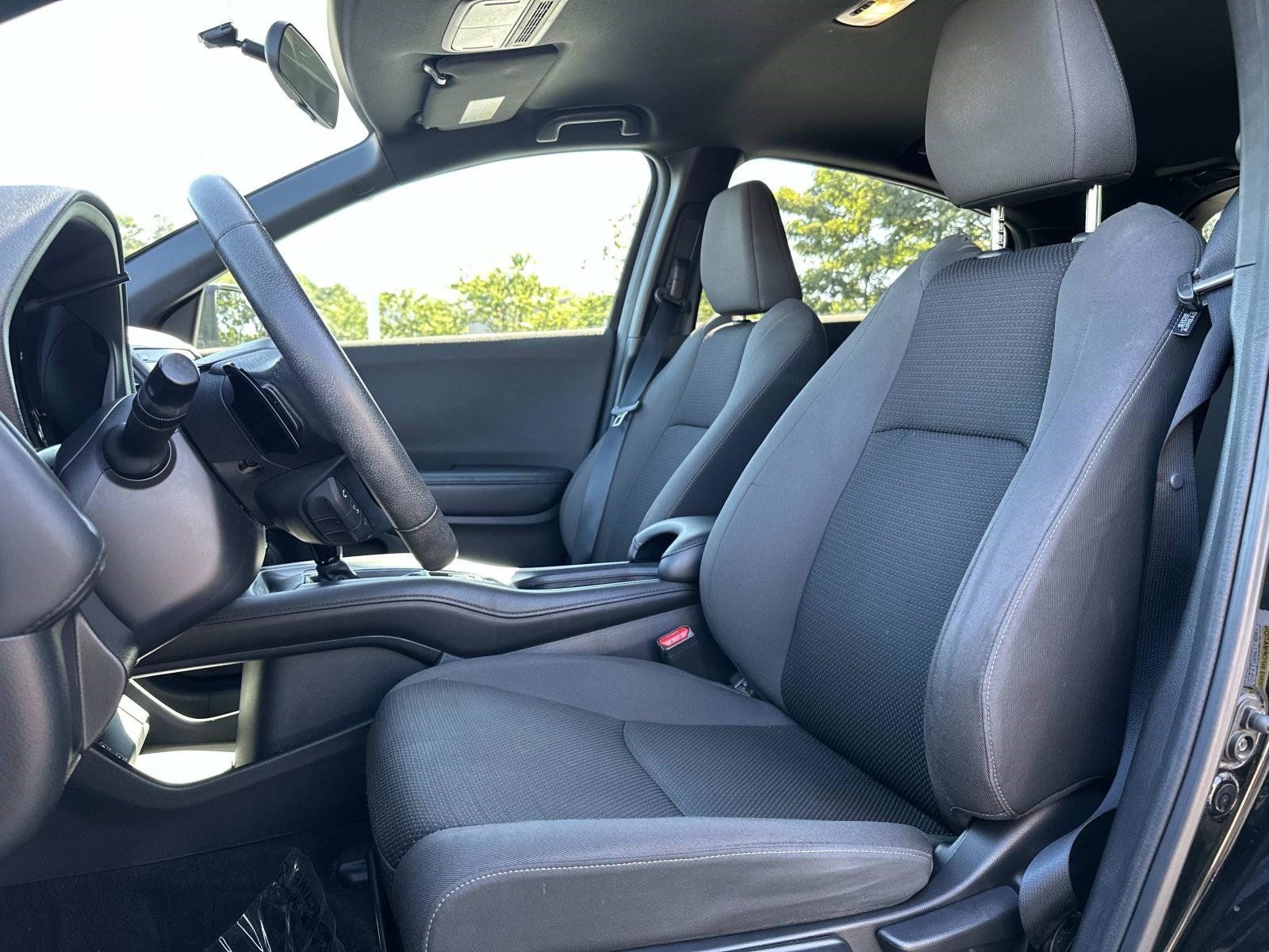 Used 2022 Honda HR-V Sport image 17