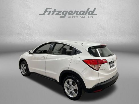 Used 2016 Honda HR-V LX image 3