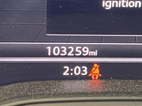 Used 2018 Audi A4 2.0T Premium Plus AWD/4WD image 28